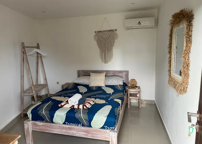 Surf Bali Guest house *