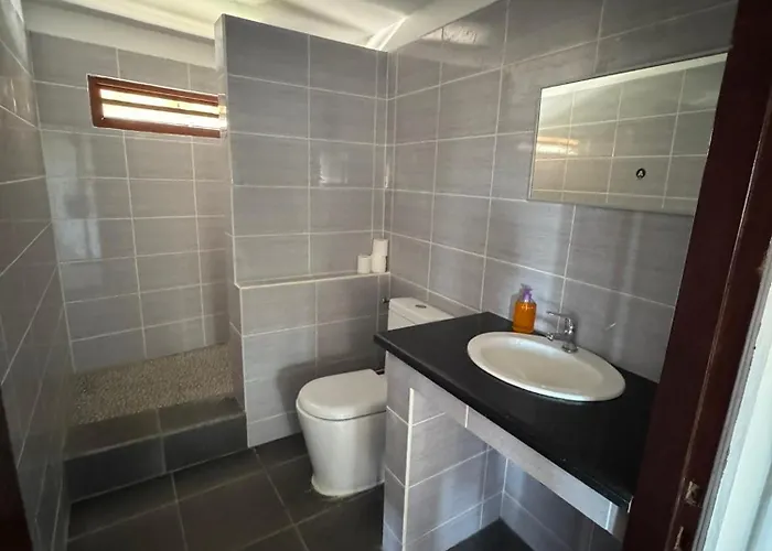 Surf Bali Guest house *